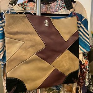 Sondra Roberts womens patch multi color purse